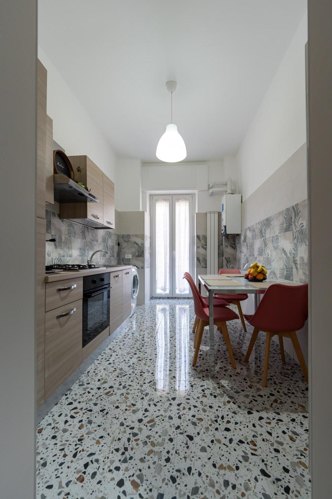 Ferienwohnung L'Affaccio Sulla Piazza Avezzano Exterior foto